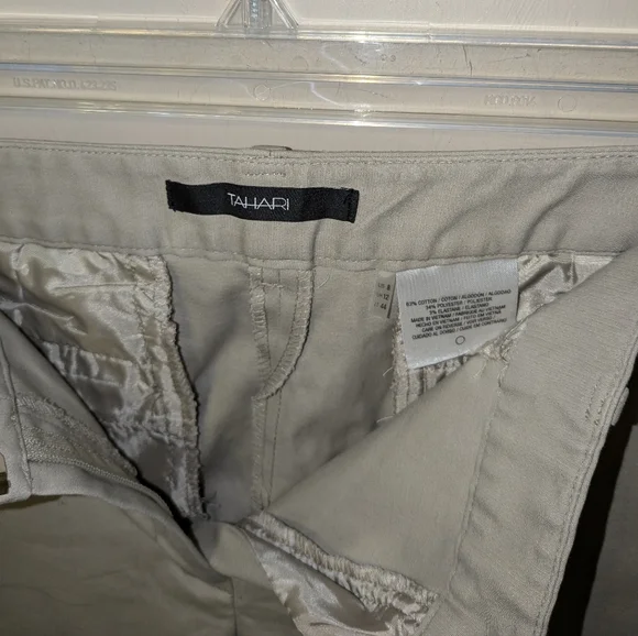 Tahari Women's Capri Pants Size 8 - Picture 2 of 6